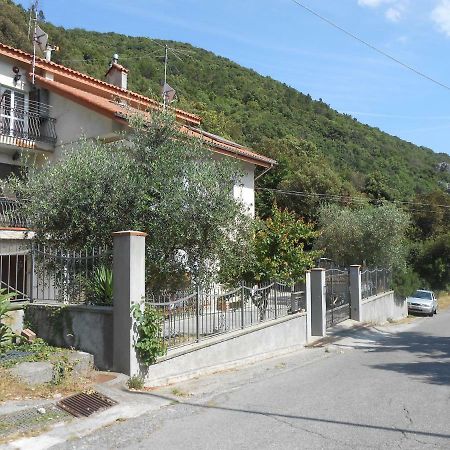 La Mansardina Διαμέρισμα Vezzi Portio Εξωτερικό φωτογραφία