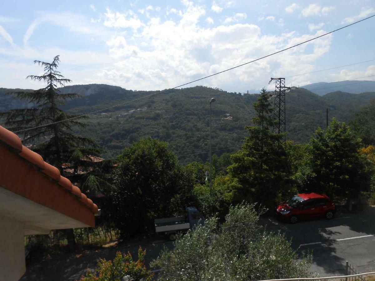 La Mansardina Διαμέρισμα Vezzi Portio Εξωτερικό φωτογραφία